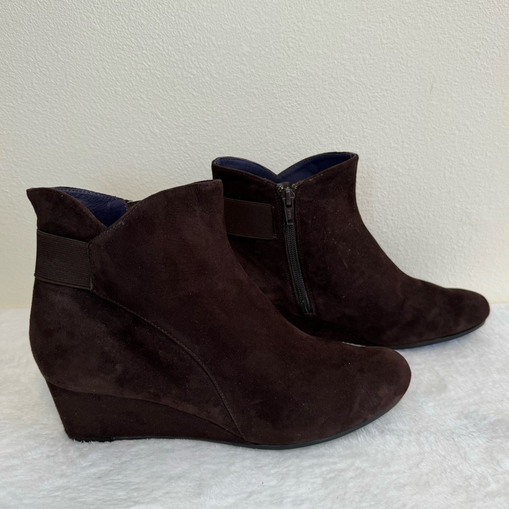 Van Eli Brown Suede Ankle Wedge Booties Size 8 5